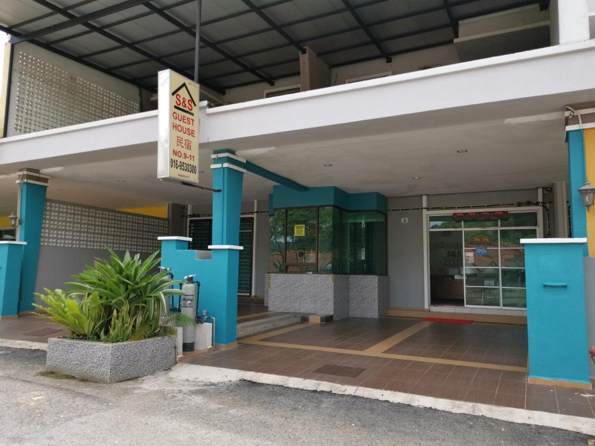 S & S Guest House Kuantan Exterior photo